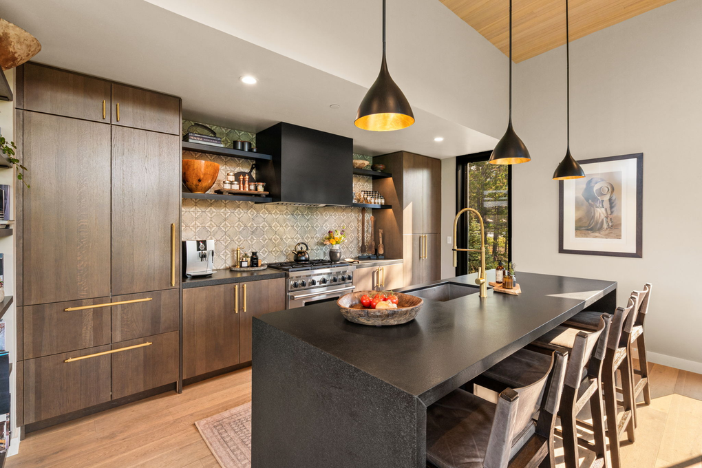 Elegant Chefs Kitchen