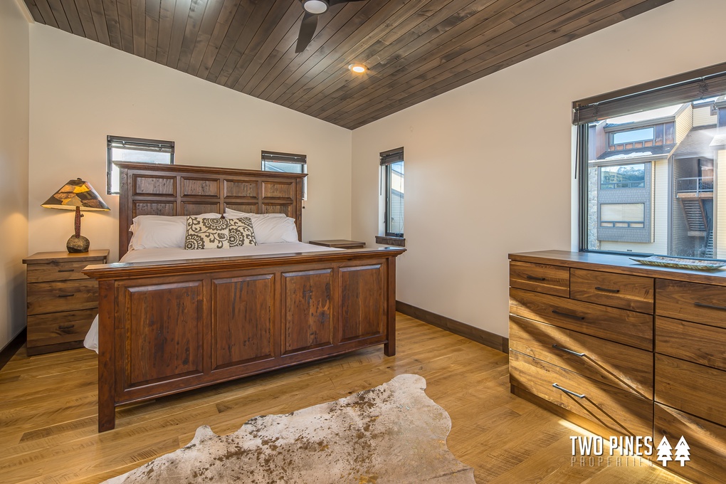 King Bedroom 1 with En Suite