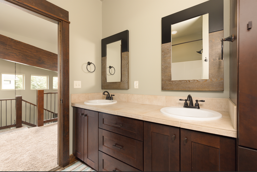 Upstairs bathroom