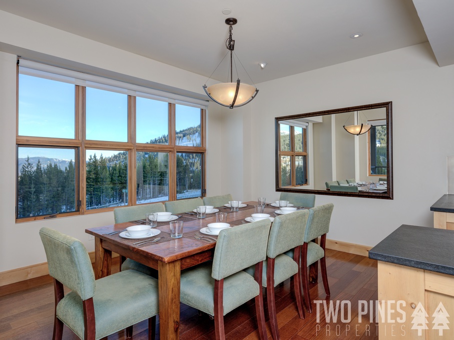 Dining Area seats 8