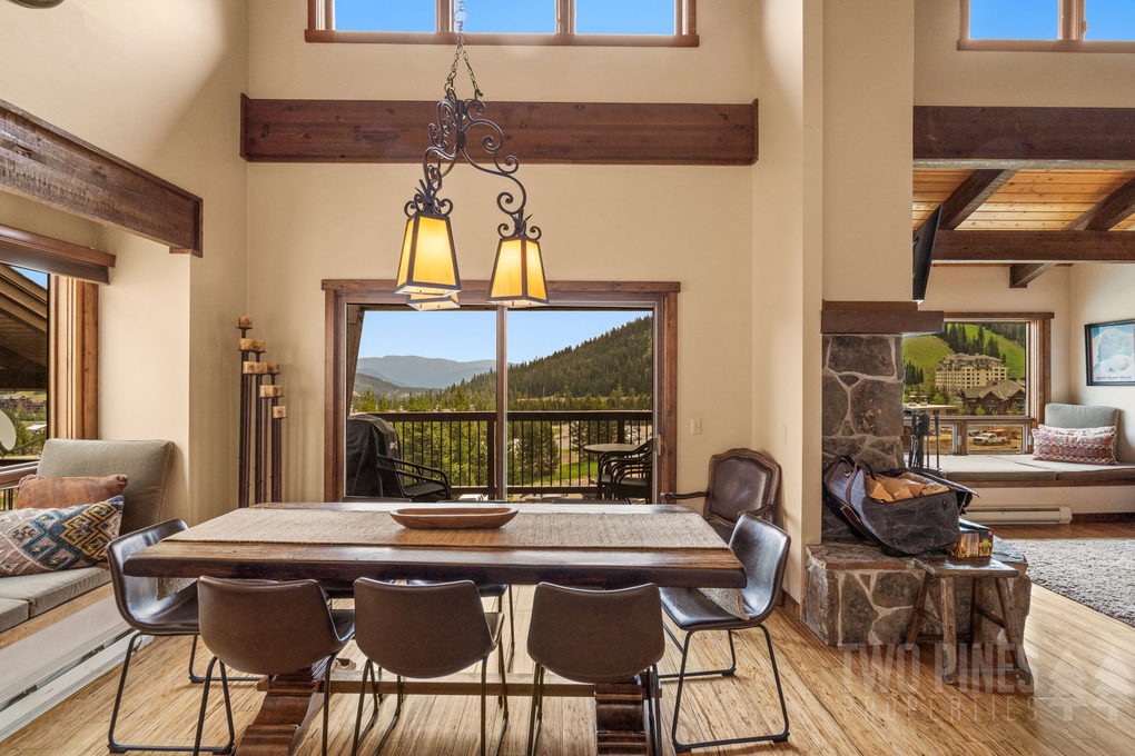 Open Dining Area