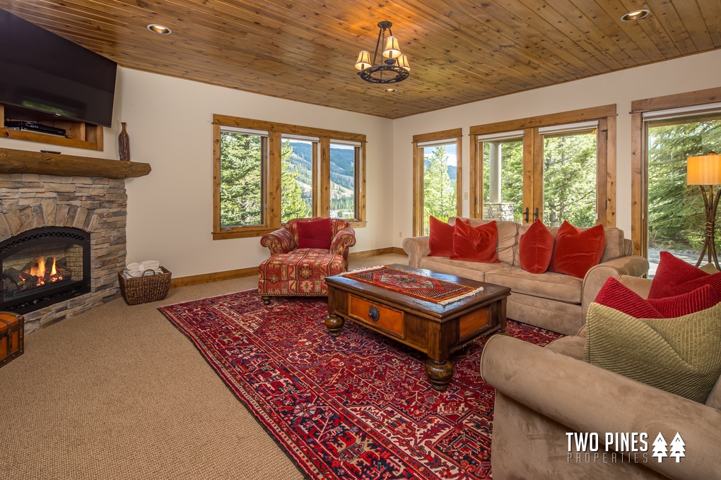 Downstaris Living Room with Gas Fireplace