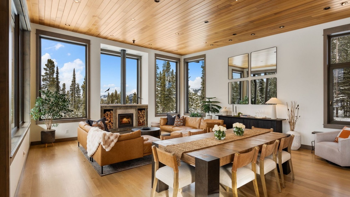 Open Concept Dining Room