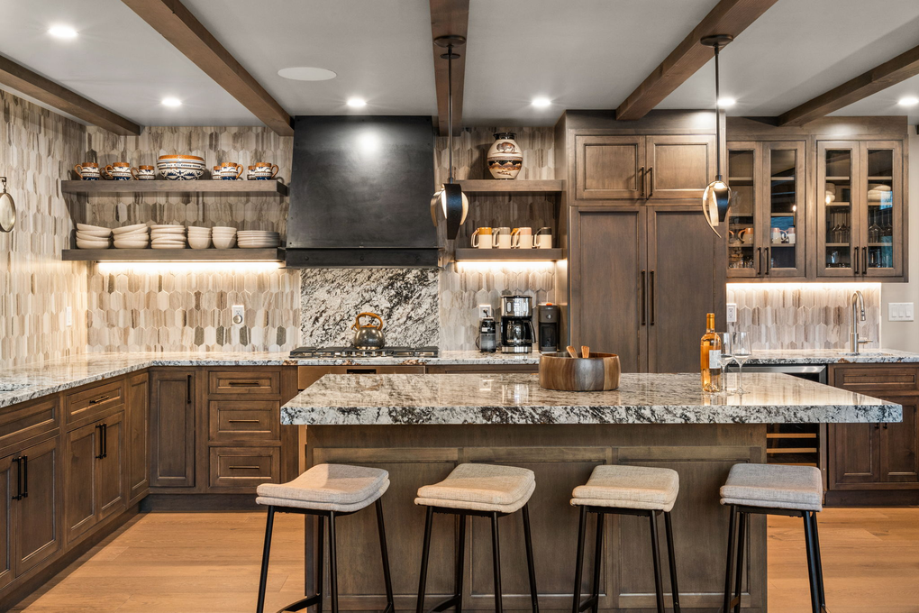 Fully Stocked, Modern Kitchen