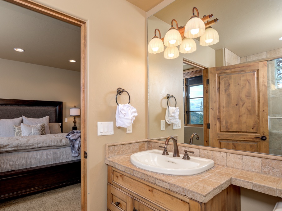 Guest bedroom vanity