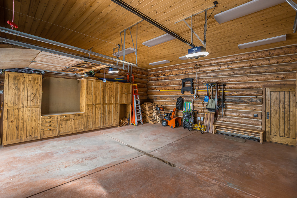 2 Car Heated Garage