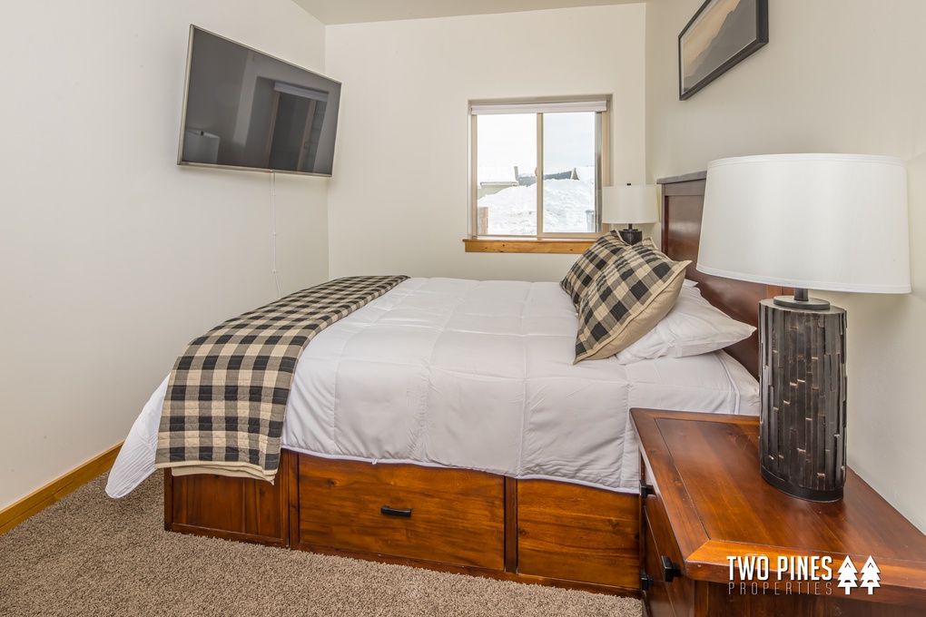 1st Guest Bedroom with Queen Bed