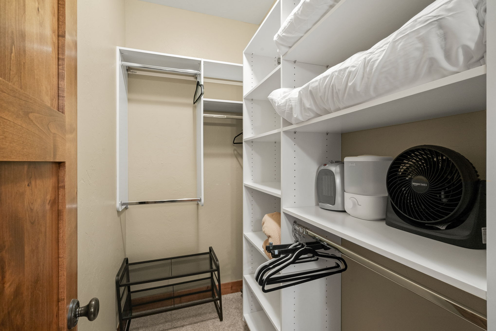 Junior Primary Suite - Main Floor