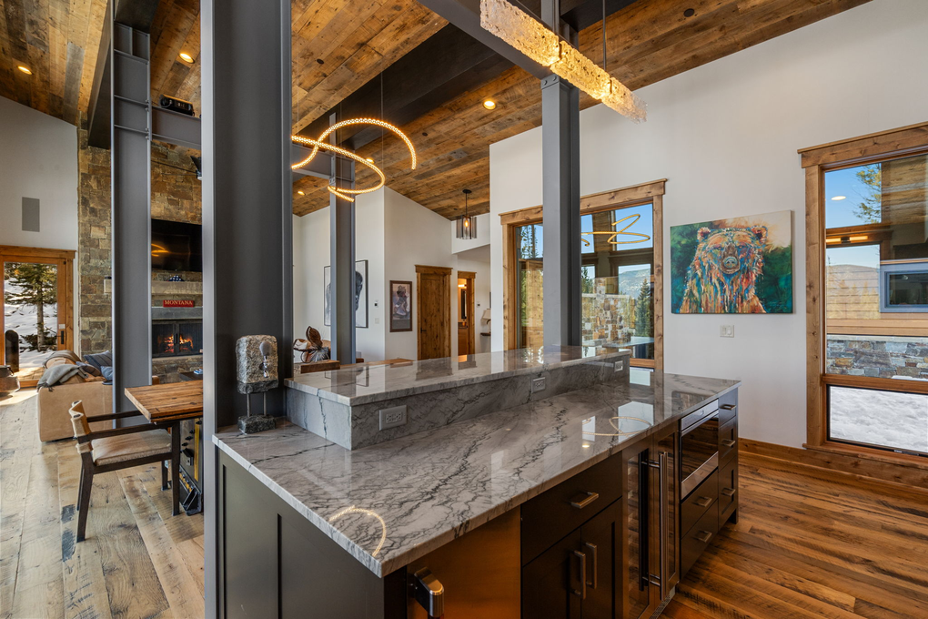 Modern, Upgraded Kitchen