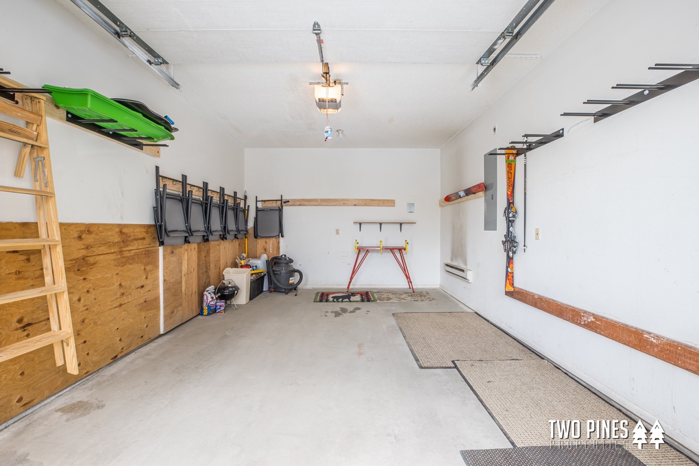 Heated garage for one vehicle