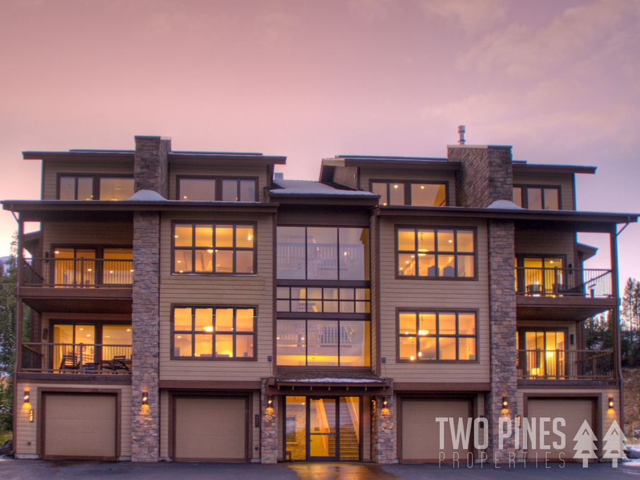 Front of 137 Beaverhead #201