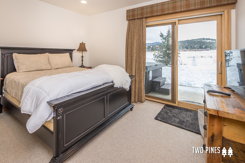 Lower Level Bedroom with Access to Hot Tub