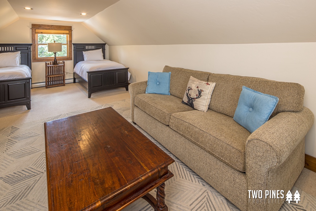 Upstairs Attached Bonus Room with Two Twins