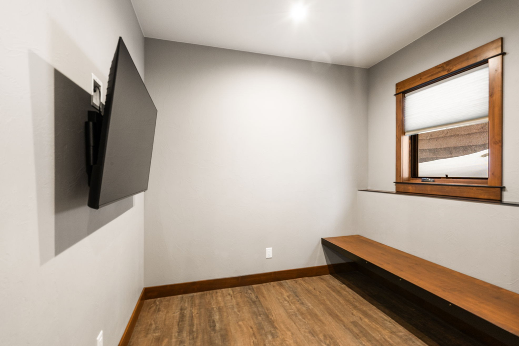 Guest Bedroom 1 (main floor) - TV and Entertainment Area