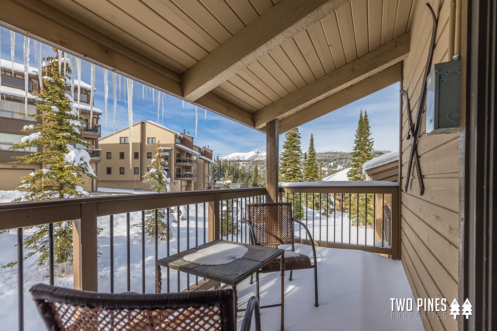 Private Outdoor Deck