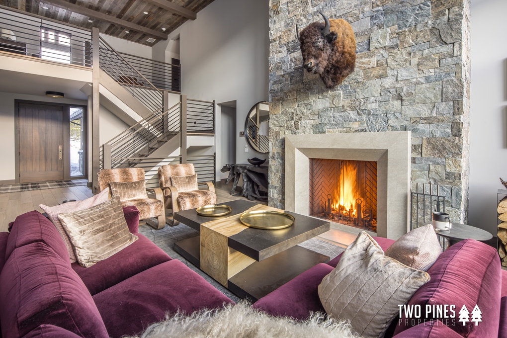 Great Room with Fireplace