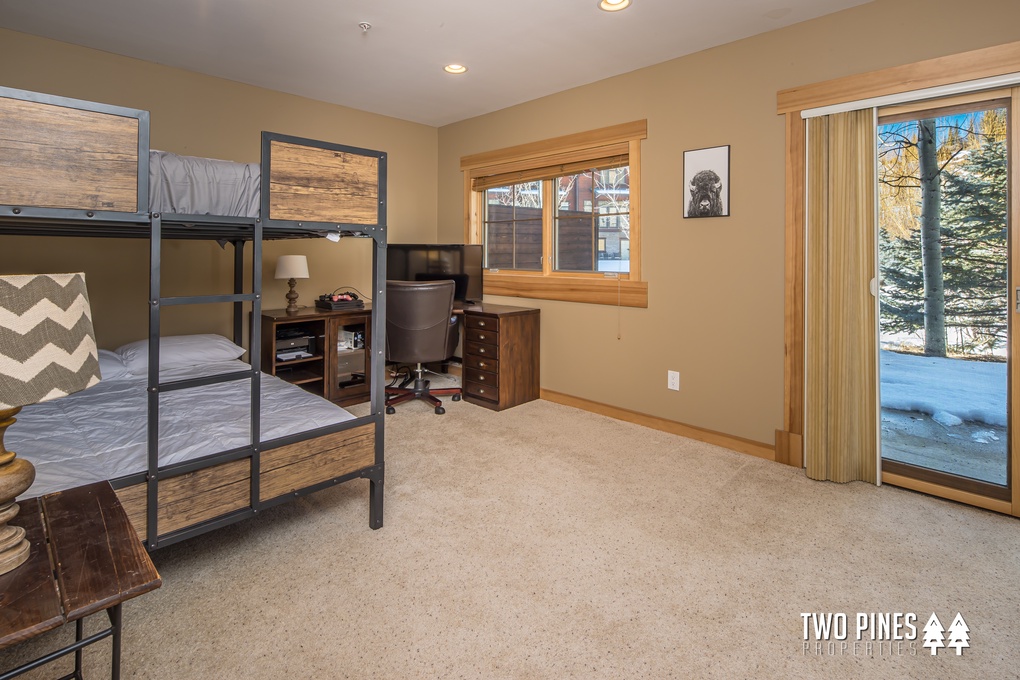 Bunk Bedroom with two Full Beds