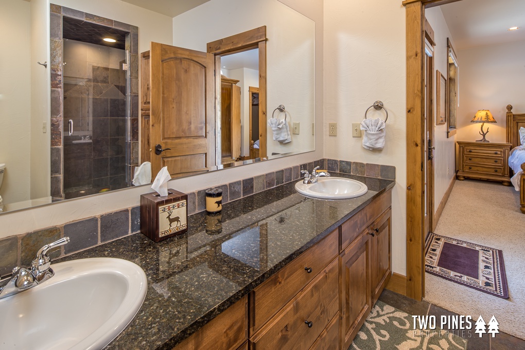 Guest En Suite Bathroom