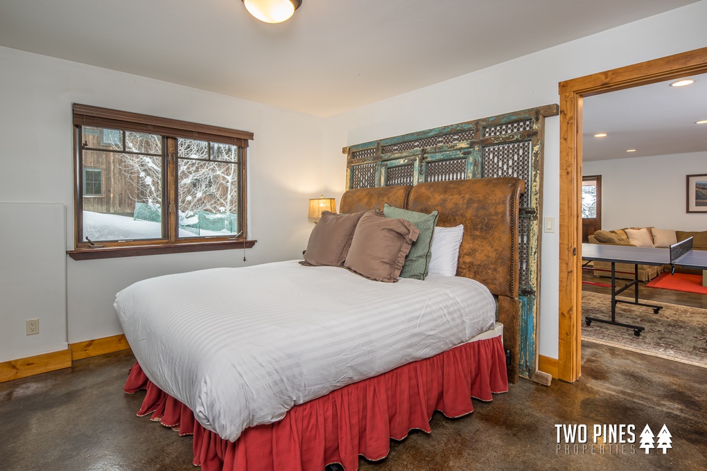 Basement Guest Room