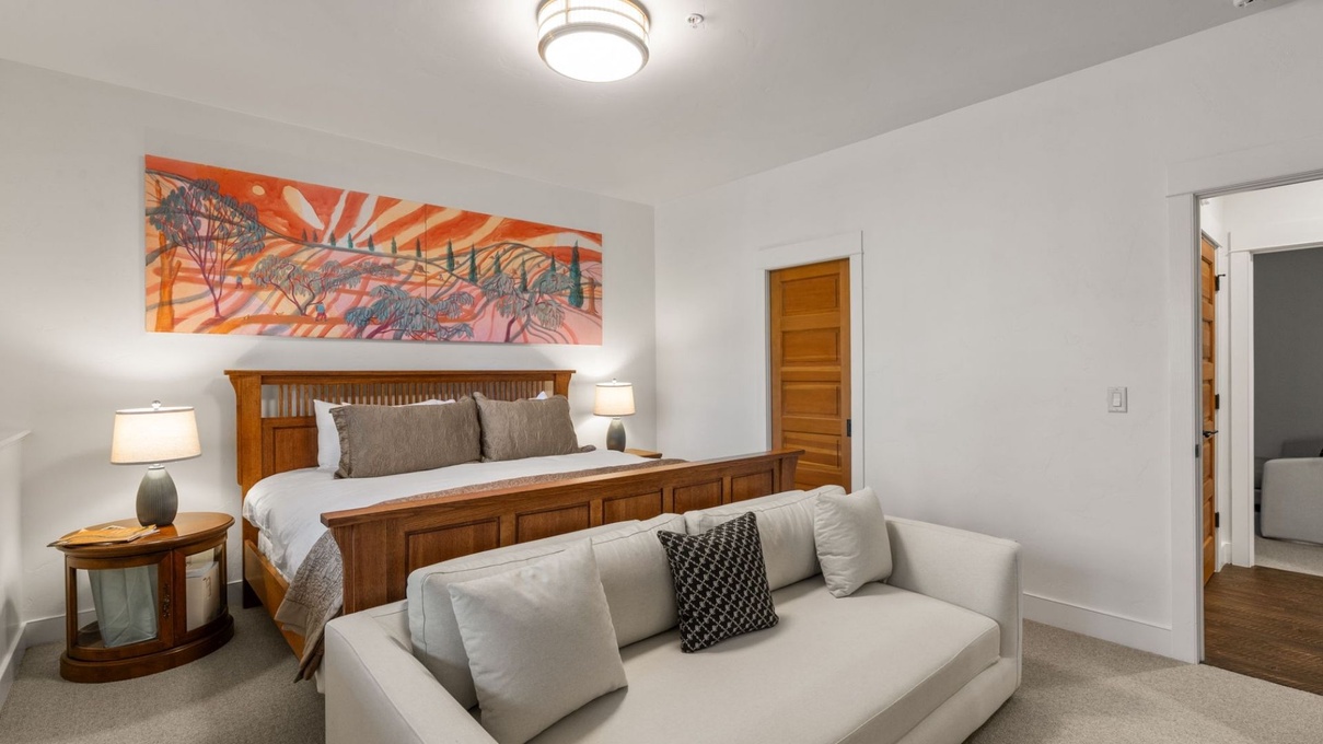 King Bed Room