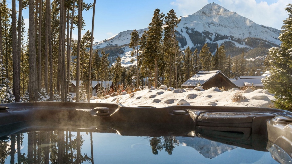 Private Hot Tub With Lone Peak