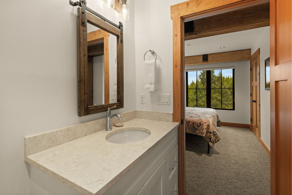 Upstairs Loft Left Guest Bedroom 3 - En-Suite Full Bath w. Walk-In Shower