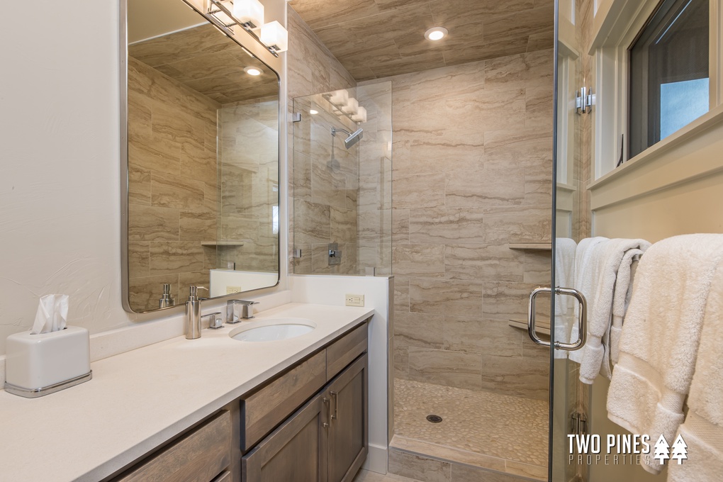 Guest Ensuite with Walk-In Shower
