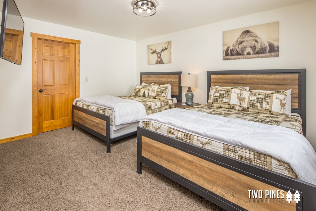 3rd Guest Bedroom with 2 Queen Beds