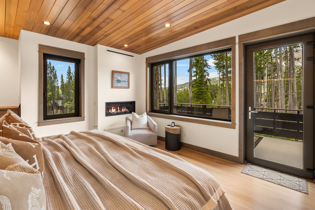 Upstairs Primary Suite