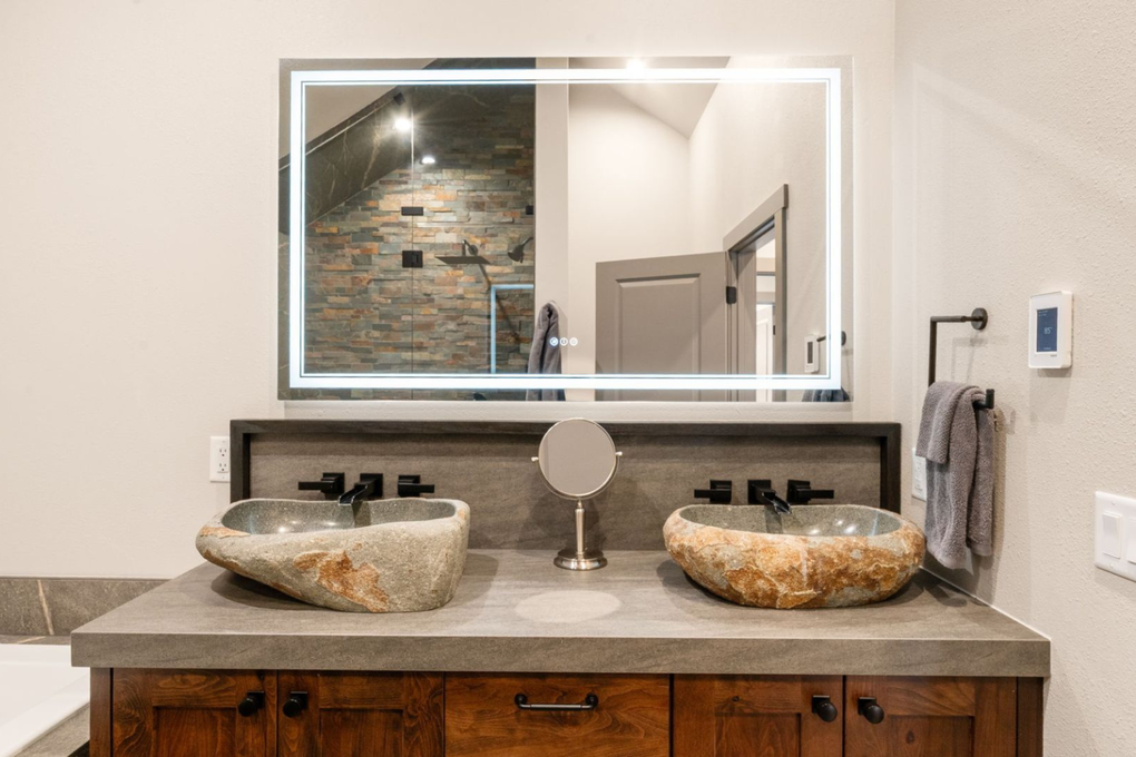 Primary Bedroom Bathroom
