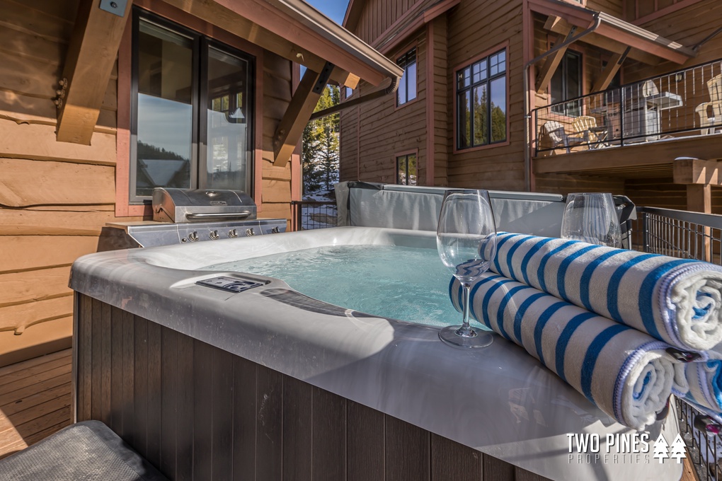 Private Hot Tub on Deck