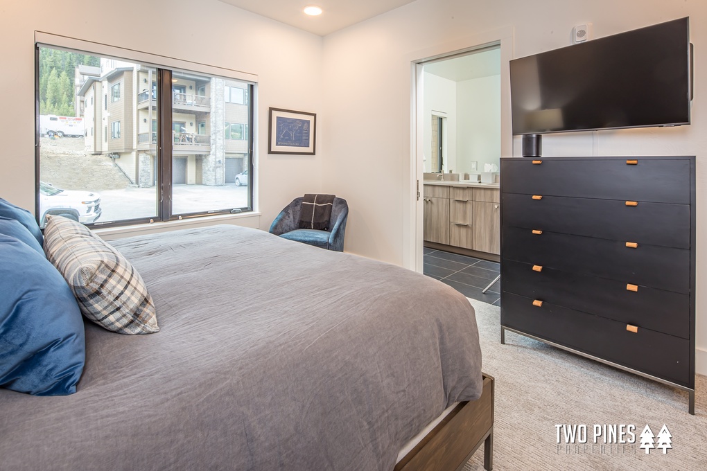 Guest Room with King Bed and Flat Screen TV