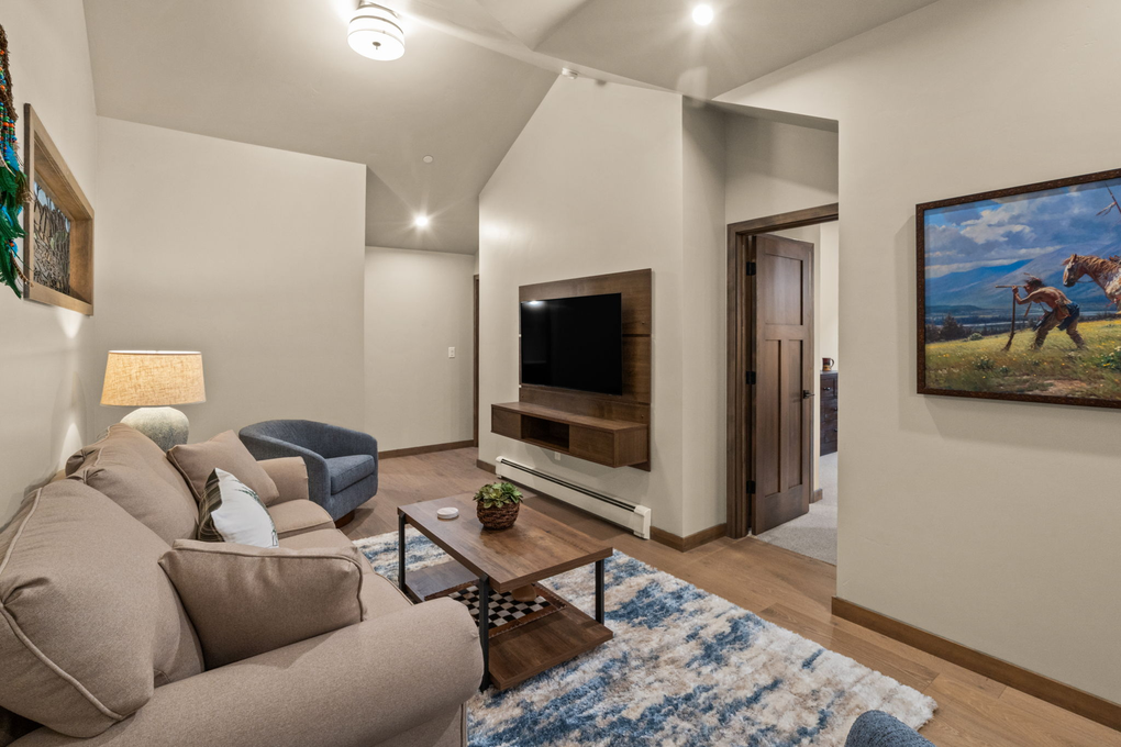 Third Floor's Cozy Den