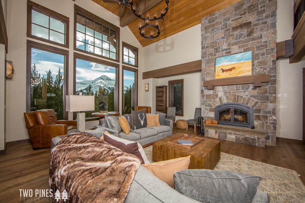 Mountain View Right from Your Family Room