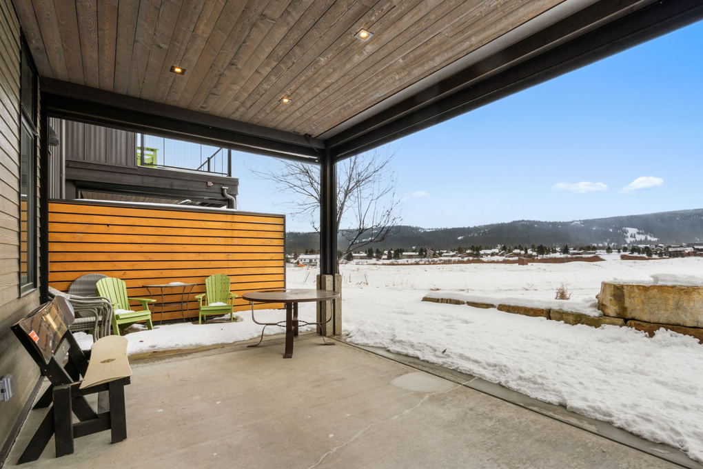 Private Rear Deck with Hot Tub