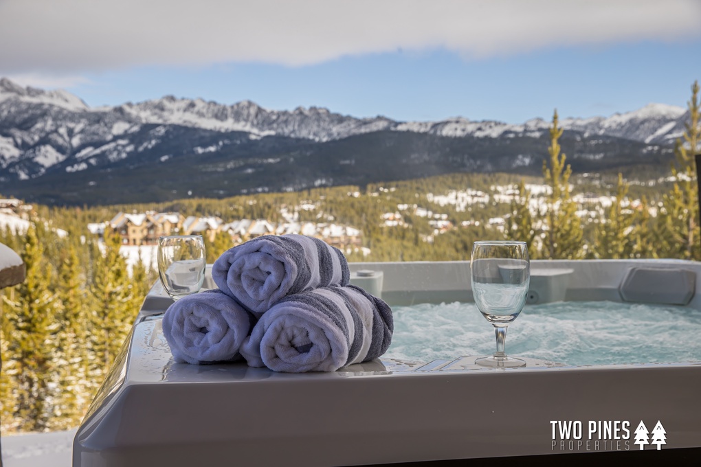 Mountain Views from the Private Hot Tub