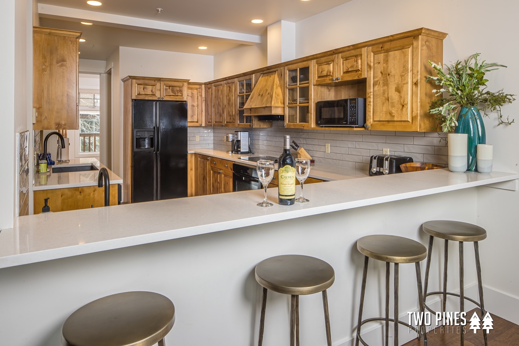 Kitchen Area with Bar Seating for 4