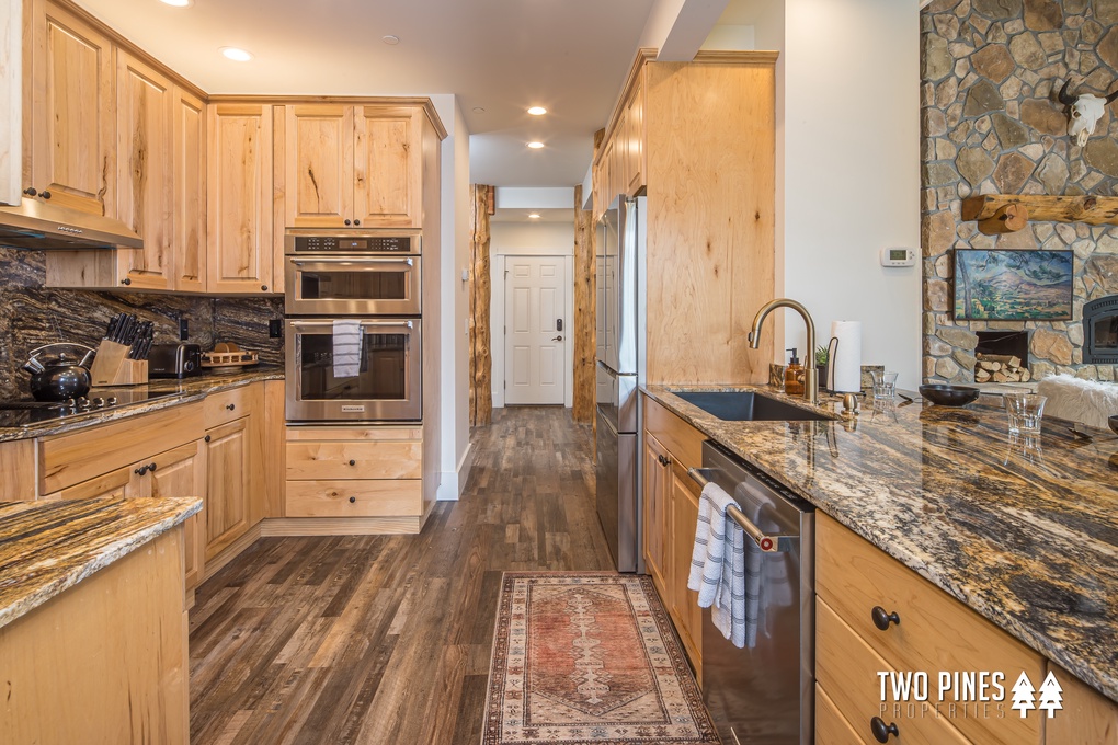 Kitchen with Granite Countertops & Stainless Steel Appliances