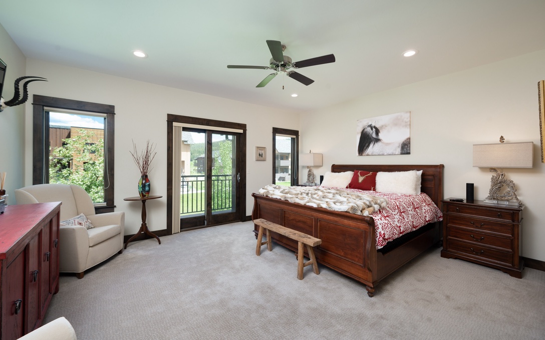 Primary Bedroom with King Bed and En Suite Bathroom