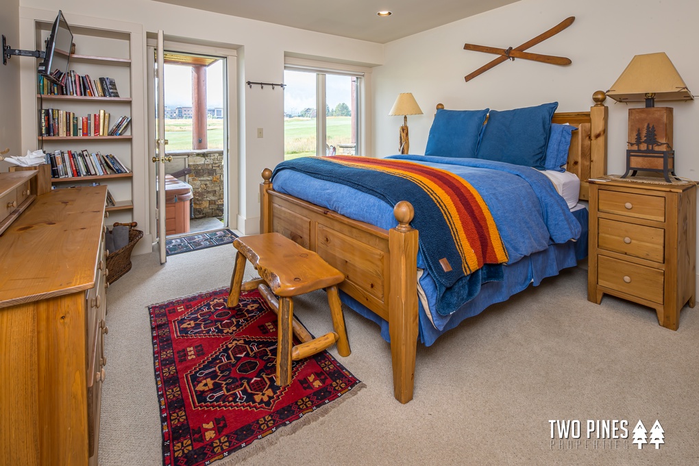 Lower Level Guest Bedroom with Queen Bed