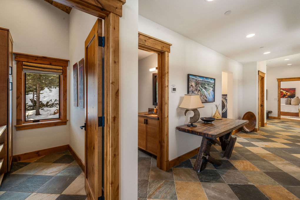 Entryway Hallway w. Half Bath and Laundry Room (main floor)