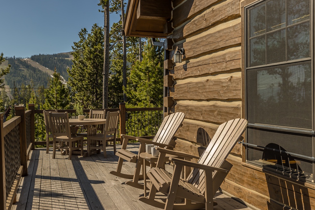 Private Deck