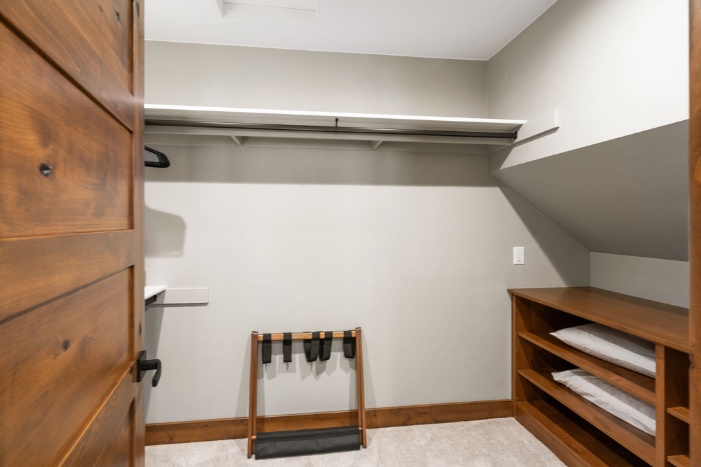 Guest Bedroom 3's Closet (same closet in Bedroom 2)