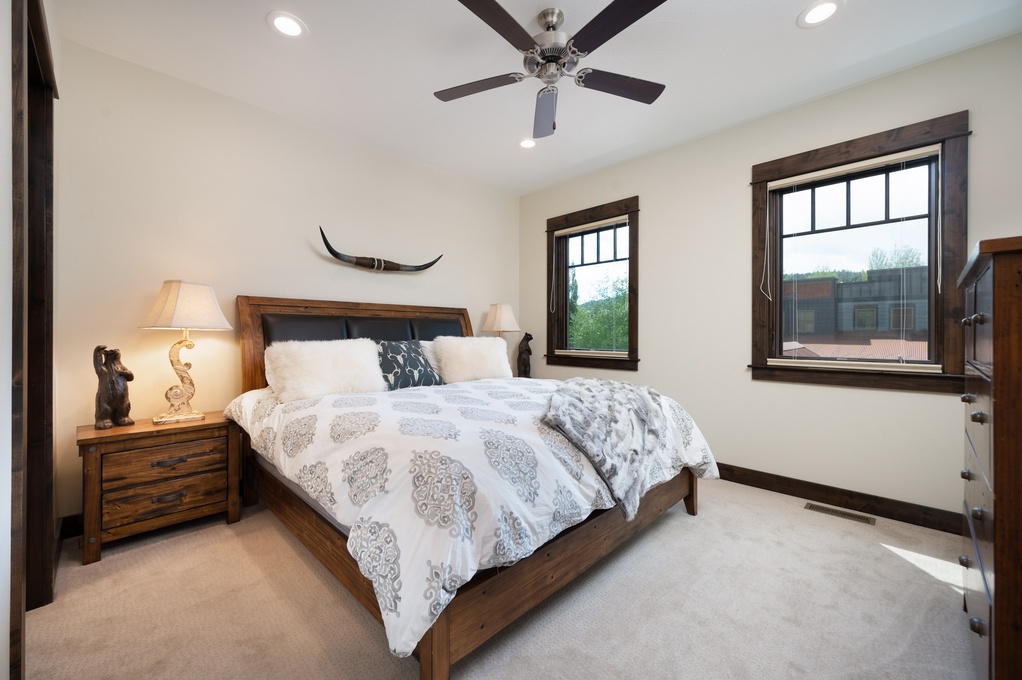 Guest Bedroom with Queen Bed