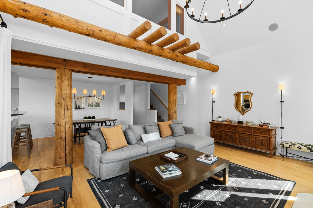 Spacious Living Room