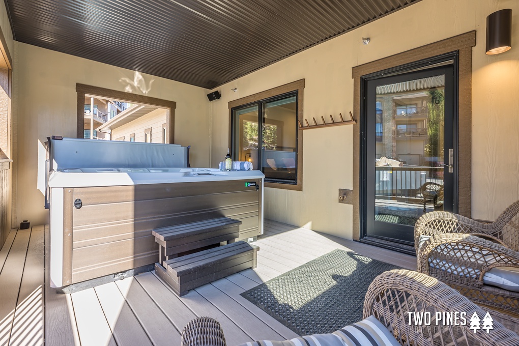 Private Deck with Hot Tub