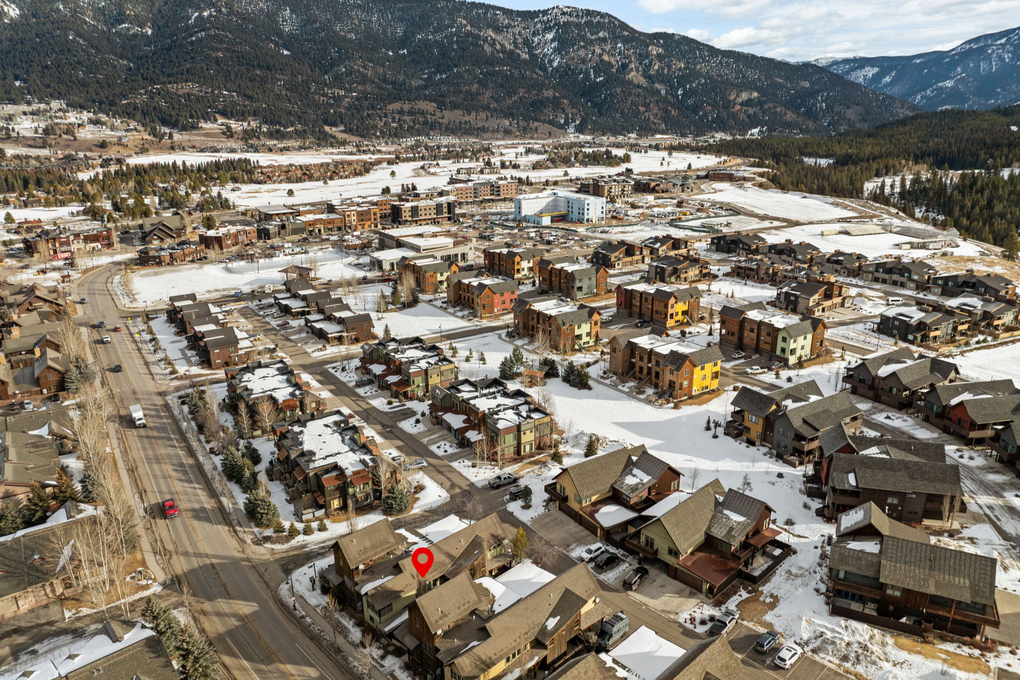 Aerial w. Location Pin