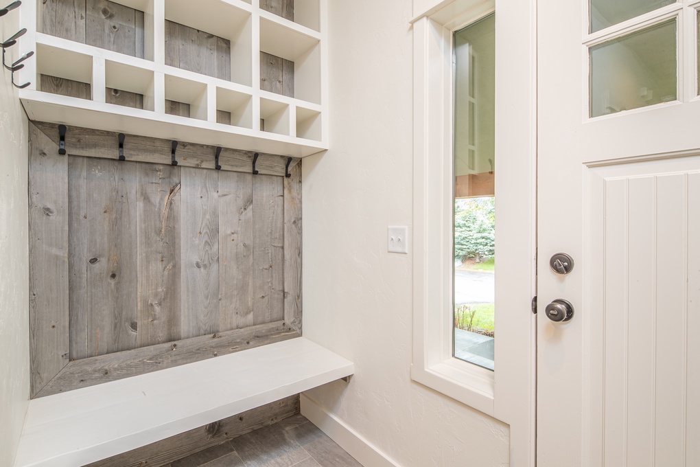 Entryway Mudroom