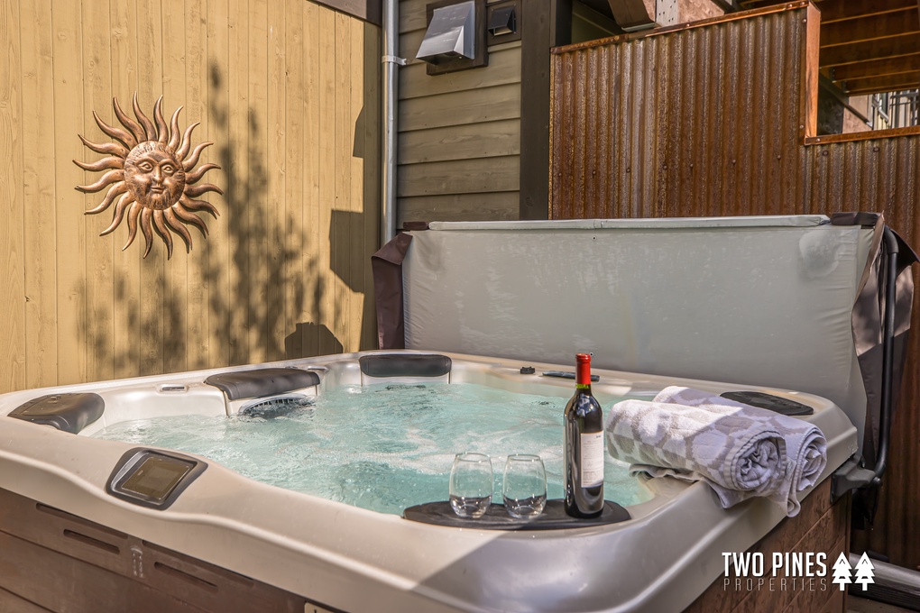 Enjoy Splendid Views From Hot Tub