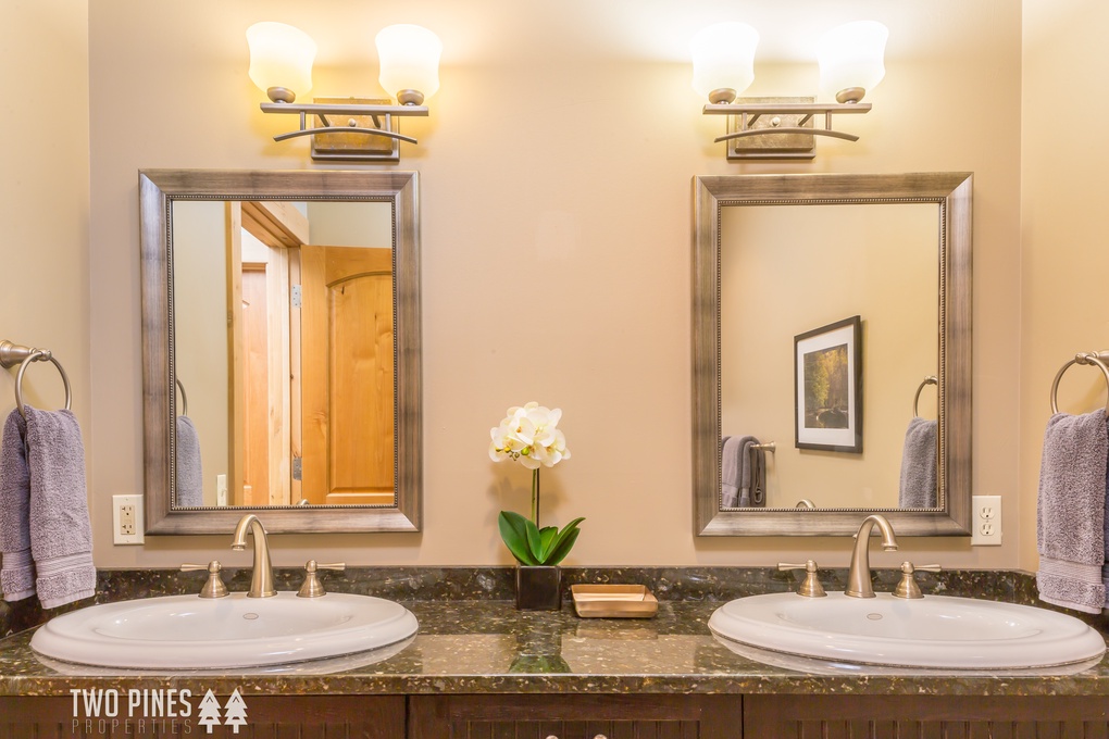 Primary Bedroom En Suite with Double Vanity & Shower